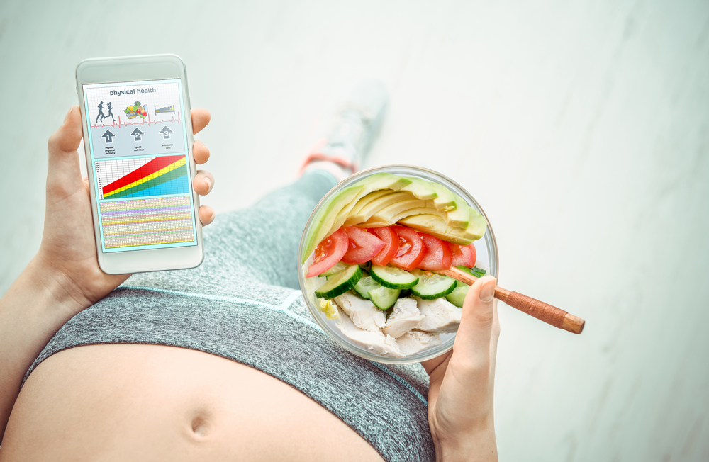 Fitness aplikace vám změří sportovní výkony, ale i poradí, jak cvičit nebo jaká jídla si vařit, aby byl váš trénink co nejefektivnější. Fitness aplikace na telefonu